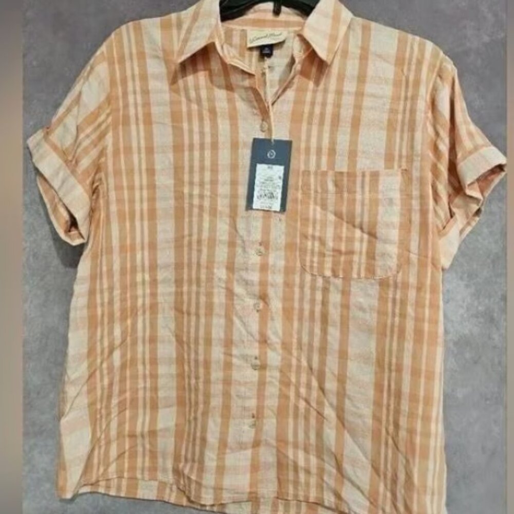 Universal Thread Women's Short Sleeve Button-Down Shirt - Coral‎